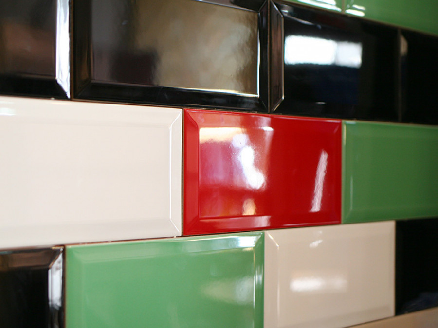 Кабанчик 20x10 Biselado Hoja Brillo гладкая глянцевая зеленый Dar Ceramics Кабанчик 20x10 Biselado Hoja Brillo гладкая глянцевая зеленый Dar Ceramics