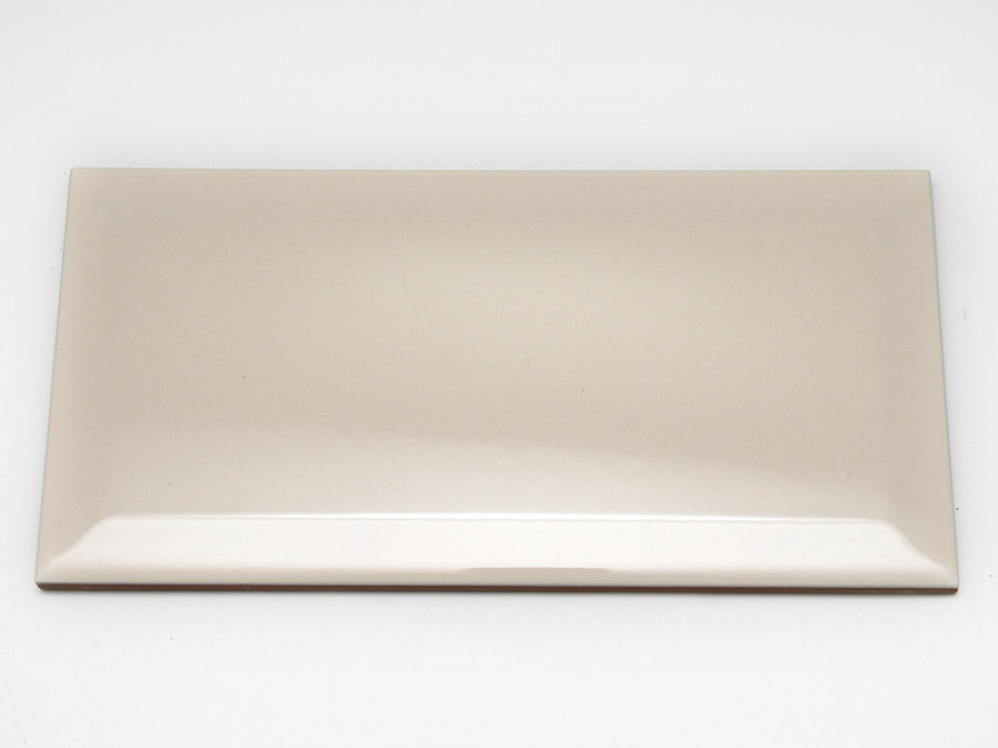 Кабанчик 20x10 Biselado Crema Brillo гладкая глянцевая бежевый Dar Ceramics Кабанчик 20x10 Biselado Crema Brillo гладкая глянцевая бежевый Dar Ceramics