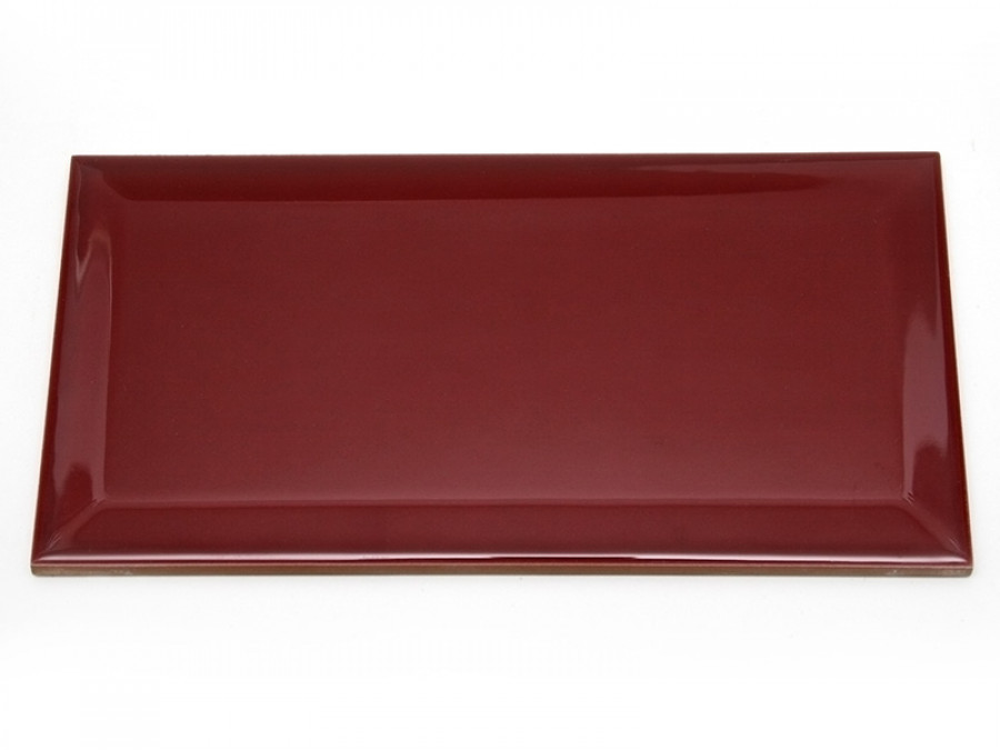 Кабанчик 15x8 Biselado Burdeos Brillo гладкая глянцевая красный Dar Ceramics Кабанчик 15x8 Biselado Burdeos Brillo гладкая глянцевая красный Dar Ceramics