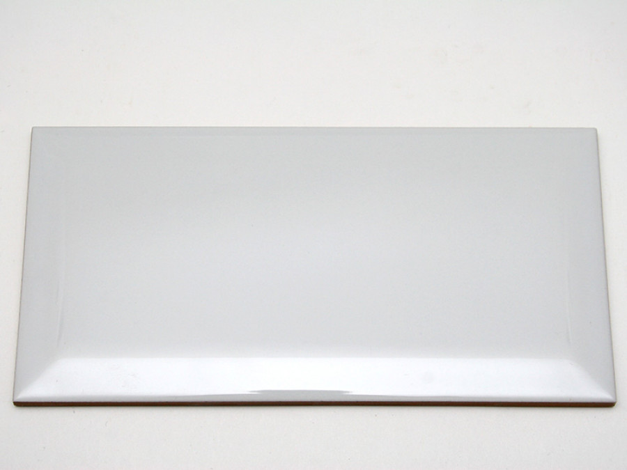 Кабанчик 15x8 Biselado Perla Brillo гладкая глянцевая серый Dar Ceramics Кабанчик 15x8 Biselado Perla Brillo гладкая глянцевая серый Dar Ceramics