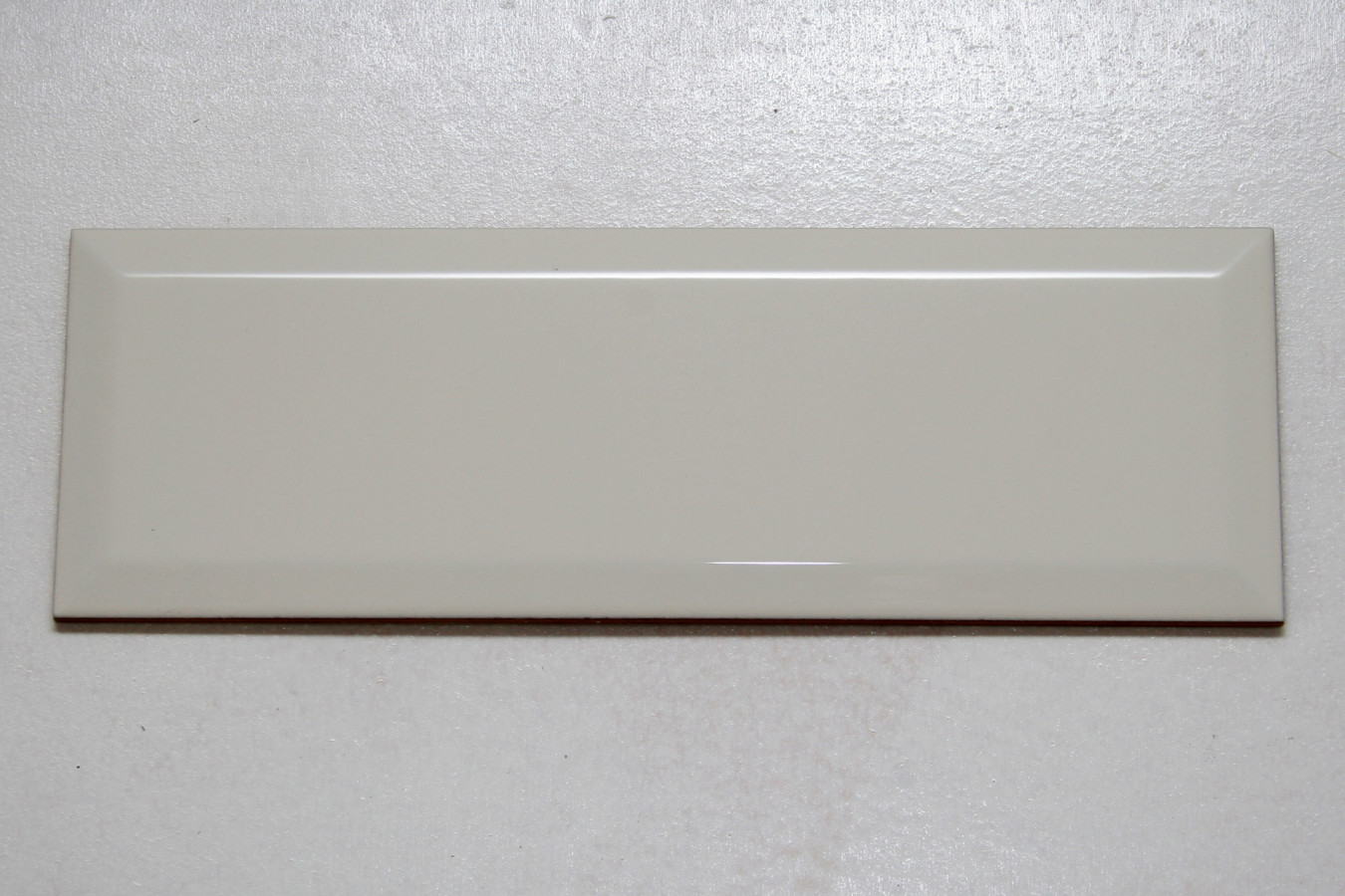 Кабанчик 30x10 Biselado Hueso Mate гладкая матовая бежевый Dar Ceramics Кабанчик 30x10 Biselado Hueso Mate гладкая матовая бежевый Dar Ceramics