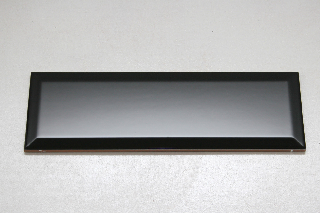 Кабанчик 30x10 Biselado Negro Brillo гладкая глянцевая черный Dar Ceramics Кабанчик 30x10 Biselado Negro Brillo гладкая глянцевая черный Dar Ceramics