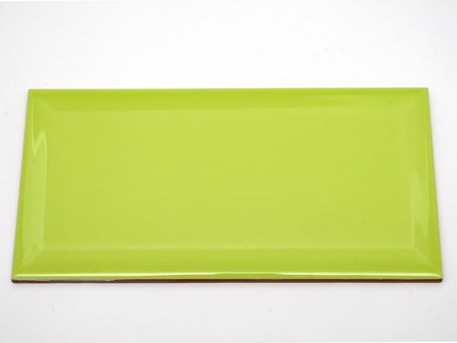 Кабанчик 30x10 Biselado Pistacho Brillo гладкая глянцевая зеленый Dar Ceramics Кабанчик 30x10 Biselado Pistacho Brillo гладкая глянцевая зеленый Dar Ceramics