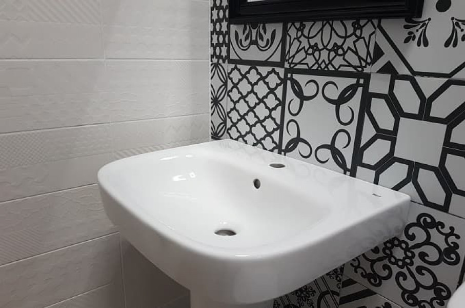 Плитка 60x48 Раковина Debba 60 7.3279.9.400.Y белый Roca Плитка 60x48 Раковина Debba 60 7.3279.9.400.Y белый Roca